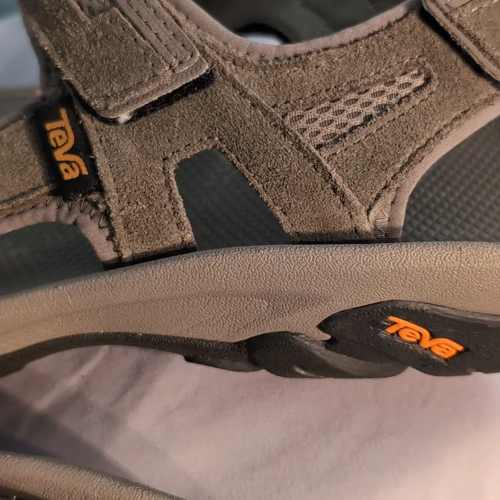 Men's Size 14 Teva Hudson Brown Suede Sport Outdoor Hiking Sandals
